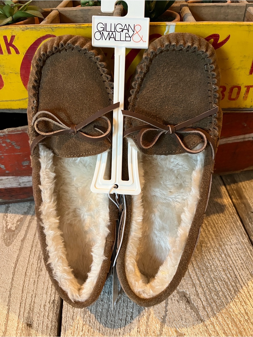 Size 8 - Gilligan & O'Malley Women's Brown Genuine-Suede Moccasin Slipper